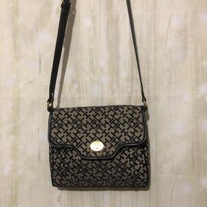 Tommy Hilfiger Crossbody & Matching Wallet
